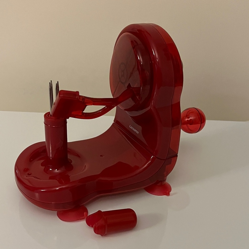 Starfrit Apple Peeler Red Peeling Handy Kitchen Tool for Pie Baking